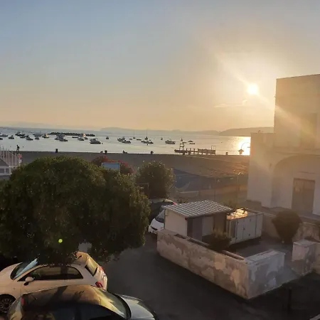 לינה וארוחת בוקר La Finestra Sul Mare