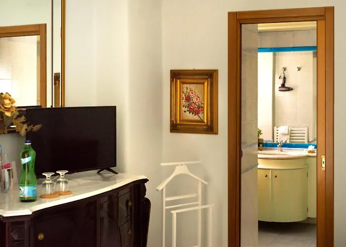 Bed & Breakfast La Finestra Sul Mare 4*